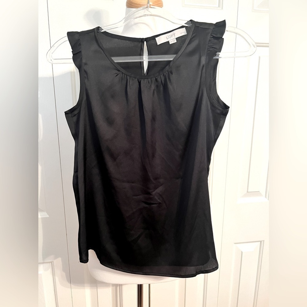 NWOT Loft XSP Black Tank with Ruffle sleeve detail
